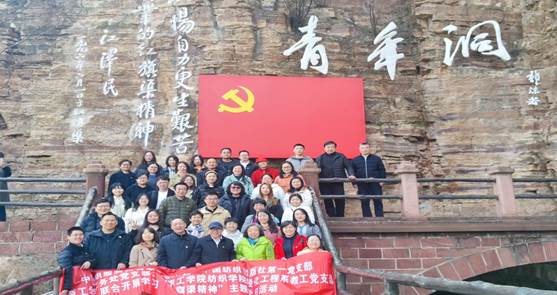 说明: 8f01c2e8964b8525d227cfc18d56e84